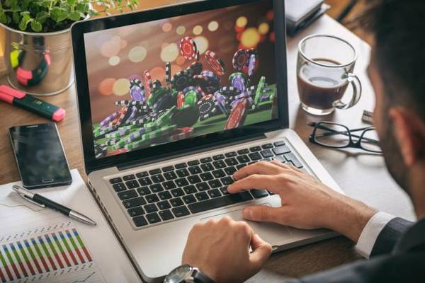 Learn About Live Casino Features and Digital Slot Games Through เว็บพนันออนไลน์